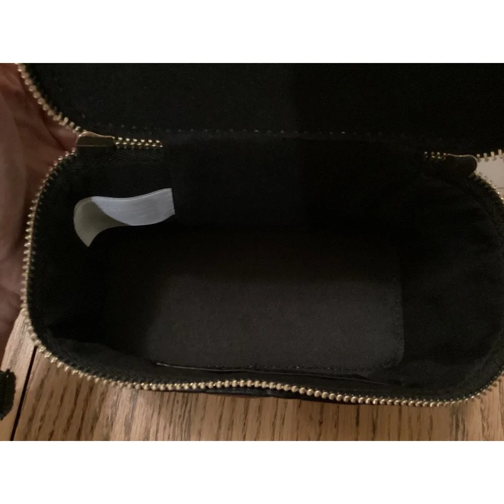 Valentino Quilted‎ Vanity Bag Crossbody Chain Strap Black One Size